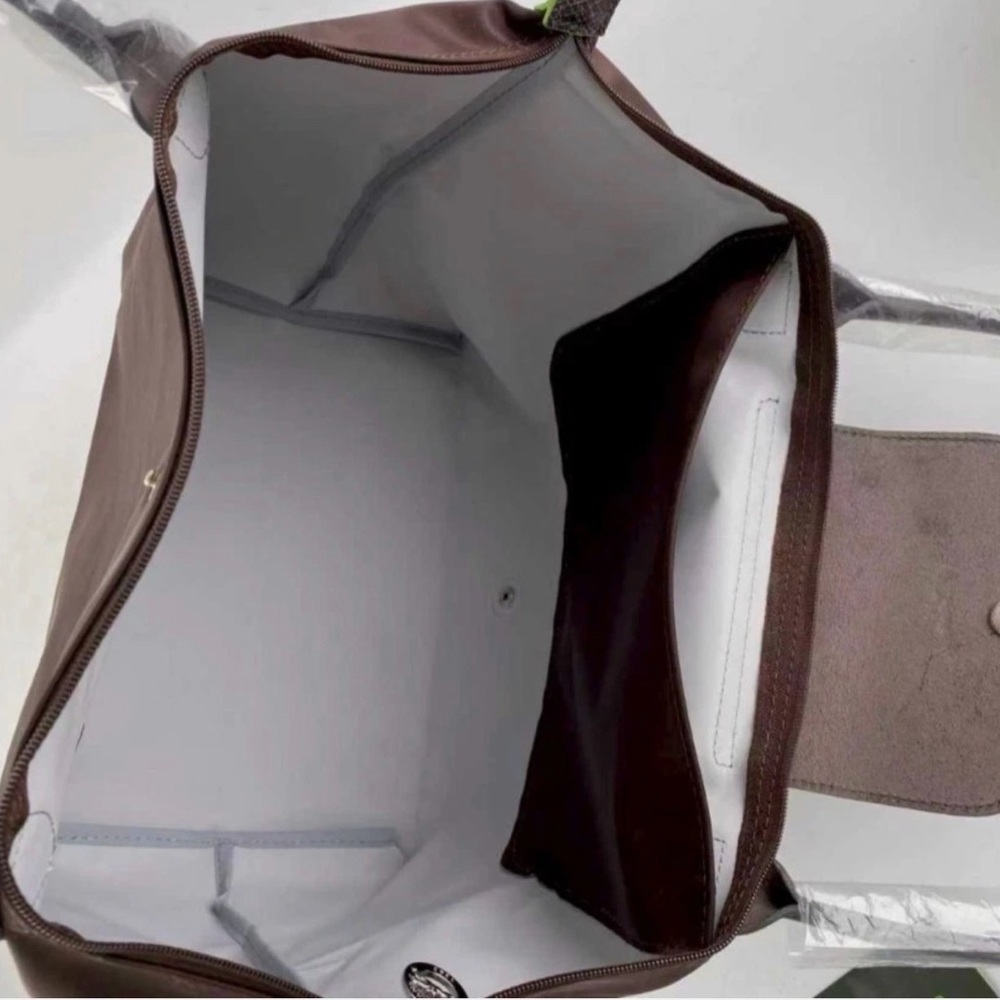 Medium Longchamp Chocolate Brown Shoulder Bag - Picture 8 of 11